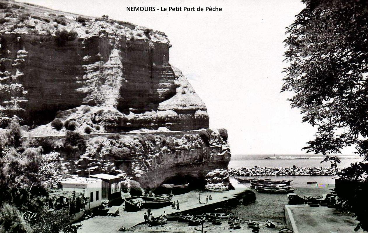 Nemours - Le petit port de peche.jpg
